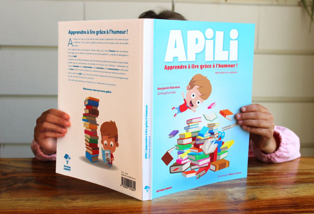 photo de la couverture recto verso du livre Apili, apprendre à lire grâce à l'humour !